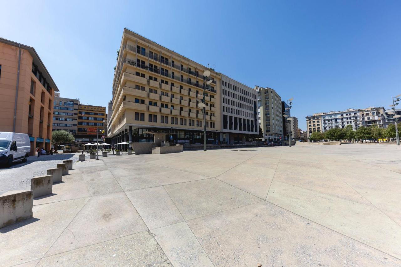 Апартаменти Bravissimo Eiximenis, With Beautiful Terrace And Views Жерона Екстер'єр фото